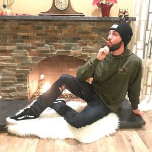 Meet your Posher, Hunter